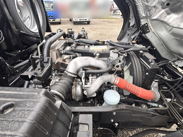 いすゞフォワードコンテナ専用車中型（4t）[写真26]