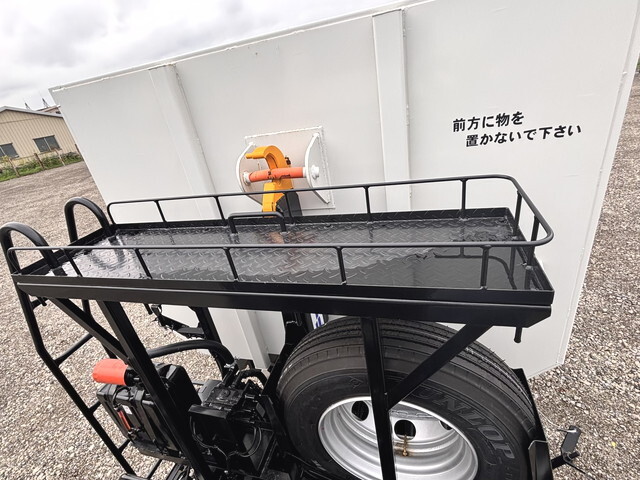 いすゞフォワードコンテナ専用車中型（4t）[写真29]