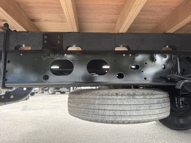 いすゞフォワードクレーン4段中型（4t）[写真28]