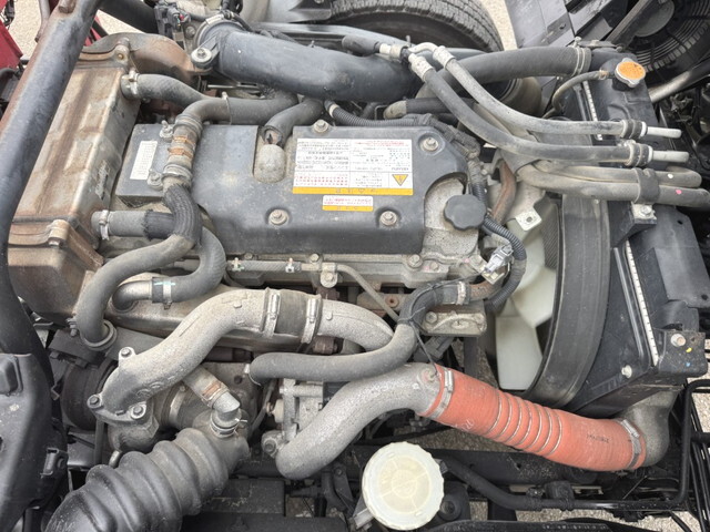 いすゞフォワードクレーン4段中型（4t）[写真36]