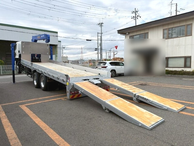 日野プロフィアセルフクレーン4段大型（10t）[写真02]