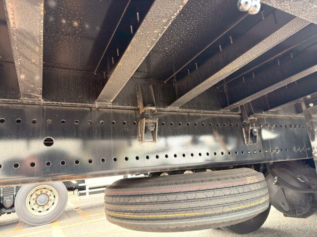 日野プロフィアセルフクレーン4段大型（10t）[写真20]