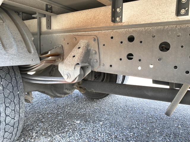 日野レンジャー冷凍車（冷蔵車）中型（4t）[写真22]