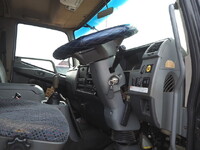 三菱ふそうファイターセーフティローダー大型（10t）[写真38]