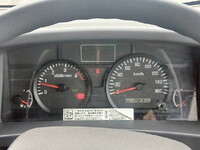 いすゞエルフアルミバン小型（2t・3t）[写真20]