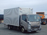 いすゞエルフアルミバン小型（2t・3t）[写真01]