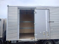 いすゞエルフアルミバン小型（2t・3t）[写真10]