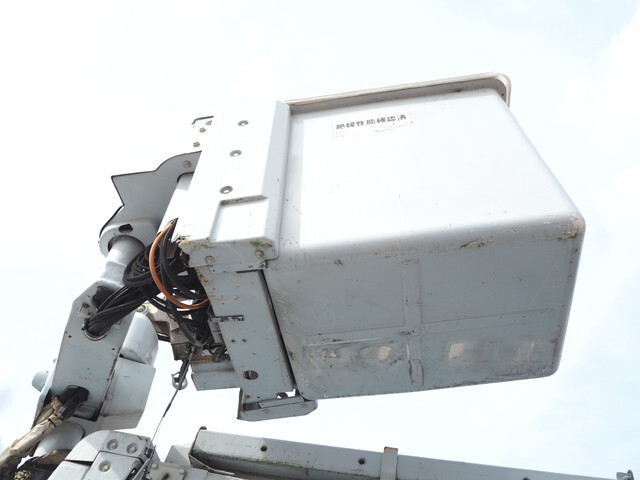 いすゞエルフ高所作業車小型（2t・3t）[写真14]