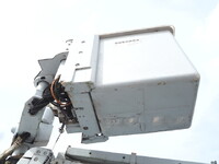 いすゞエルフ高所作業車小型（2t・3t）[写真15]