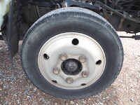 いすゞエルフ高所作業車小型（2t・3t）[写真16]