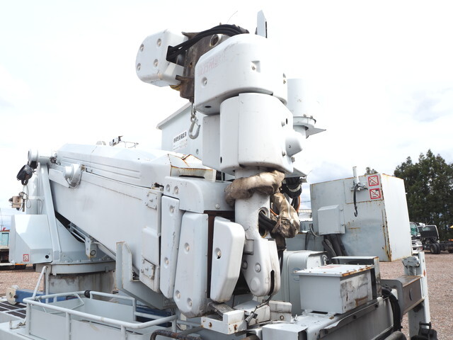 いすゞエルフ高所作業車小型（2t・3t）[写真18]