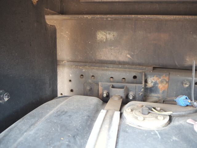 いすゞエルフ高所作業車小型（2t・3t）[写真20]