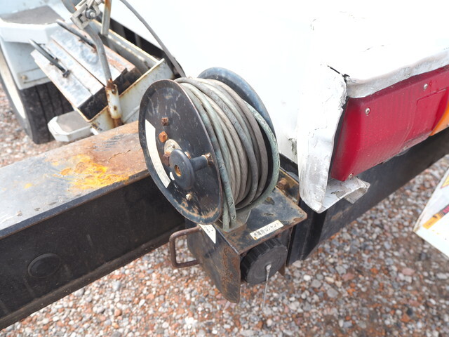 いすゞエルフ高所作業車小型（2t・3t）[写真27]