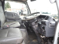 いすゞエルフ高所作業車小型（2t・3t）[写真37]