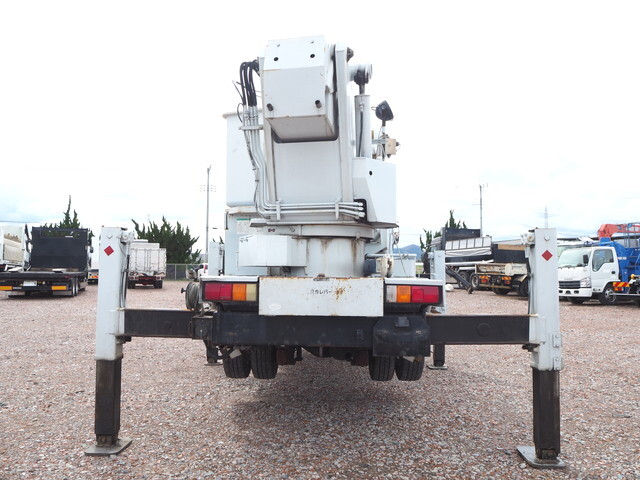 いすゞエルフ高所作業車小型（2t・3t）[写真05]