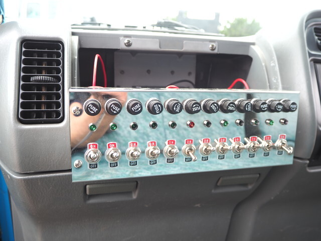 三菱ふそうキャンター深ダンプ（土砂禁ダンプ）小型（2t・3t）[写真31]