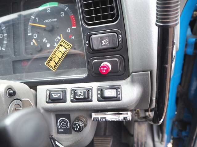 三菱ふそうキャンター深ダンプ（土砂禁ダンプ）小型（2t・3t）[写真38]