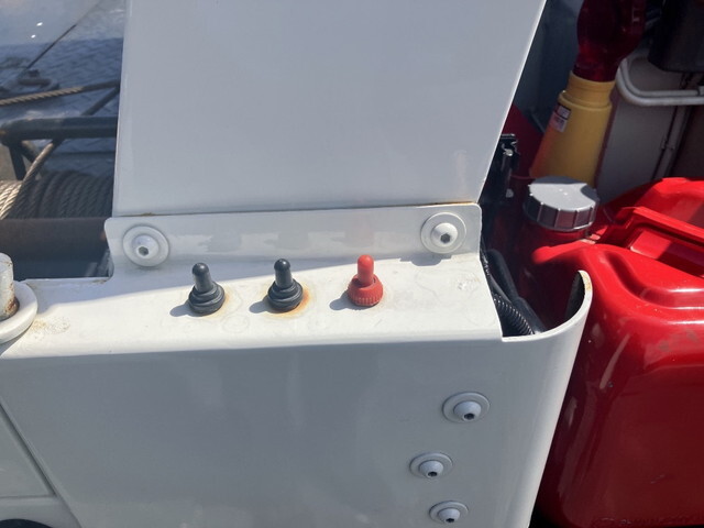 三菱ふそうキャンターセーフティクレーン5段小型（2t・3t）[写真13]