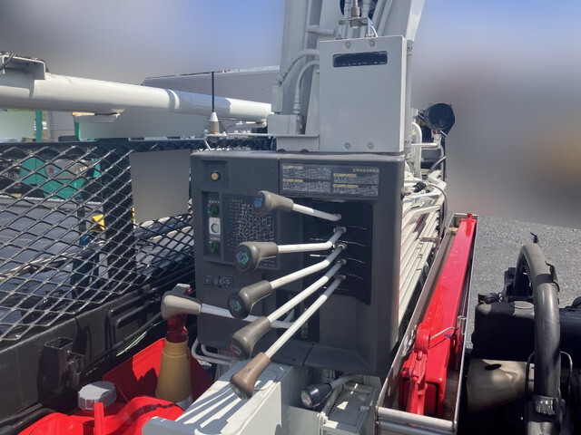 三菱ふそうキャンターセーフティクレーン5段小型（2t・3t）[写真15]