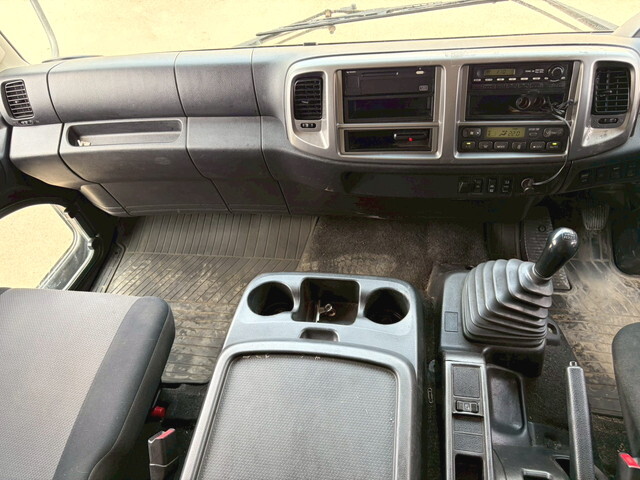 日野レンジャーアルミウイング中型（4t）[写真32]