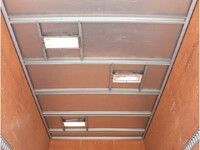 いすゞエルフアルミバン小型（2t・3t）[写真14]