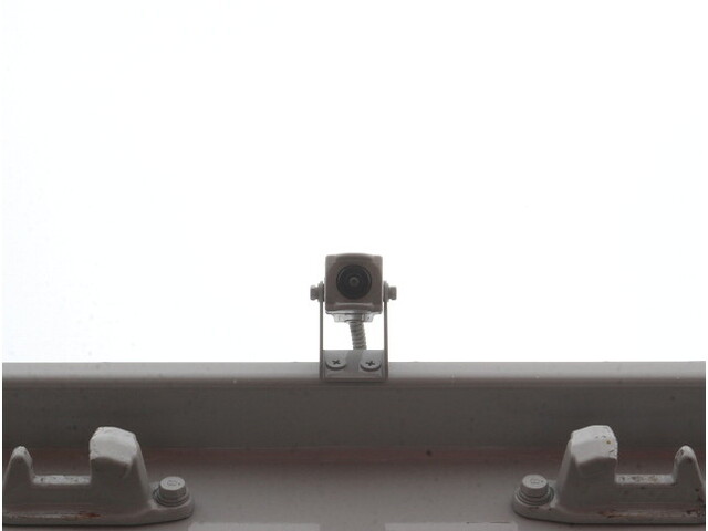 いすゞエルフアルミバン小型（2t・3t）[写真16]