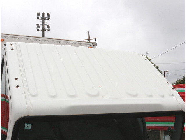 いすゞエルフアルミバン小型（2t・3t）[写真21]