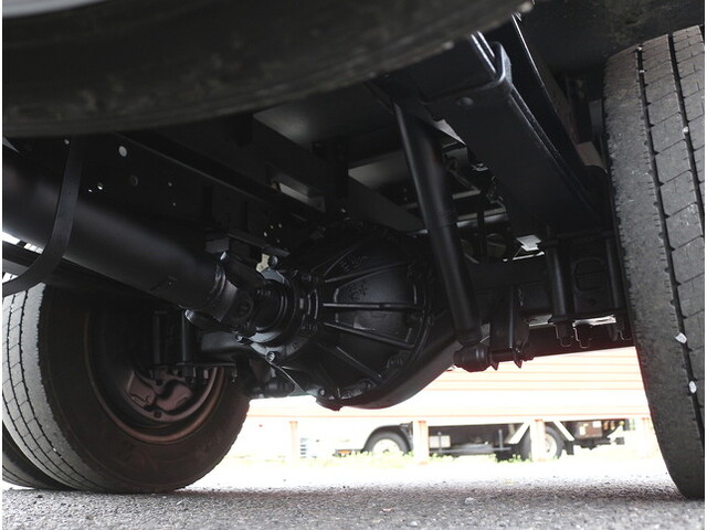 いすゞエルフアルミバン小型（2t・3t）[写真26]