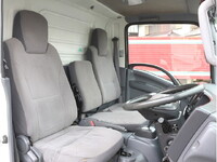 いすゞエルフアルミバン小型（2t・3t）[写真32]