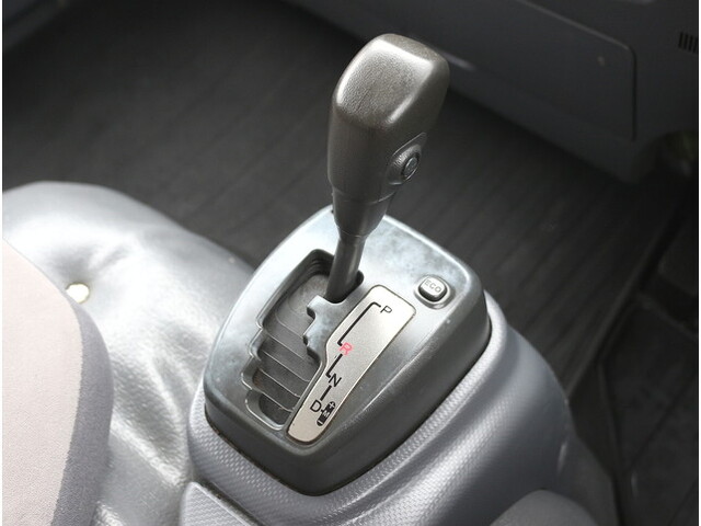 いすゞエルフアルミバン小型（2t・3t）[写真38]