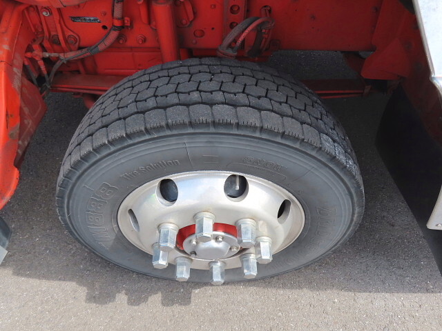 三菱ふそうスーパーグレートアルミウイング大型（10t）[写真14]