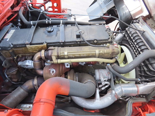 三菱ふそうスーパーグレートアルミウイング大型（10t）[写真15]