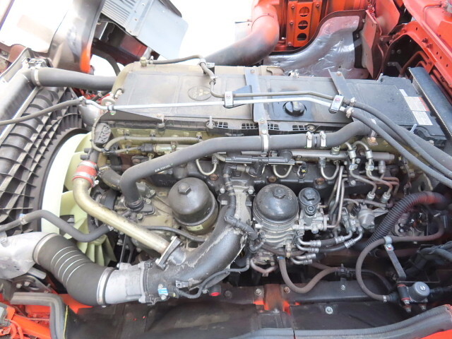 三菱ふそうスーパーグレートアルミウイング大型（10t）[写真16]