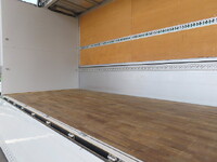 三菱ふそうスーパーグレートアルミウイング大型（10t）[写真26]