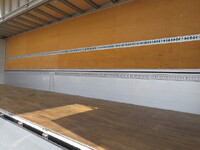 三菱ふそうスーパーグレートアルミウイング大型（10t）[写真28]