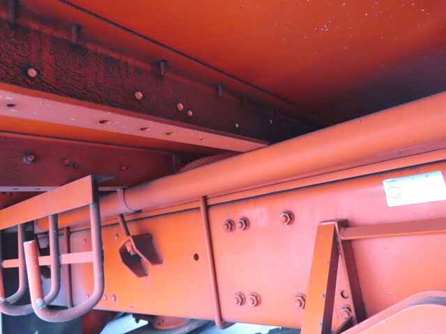 三菱ふそうスーパーグレートアルミウイング大型（10t）[写真13]