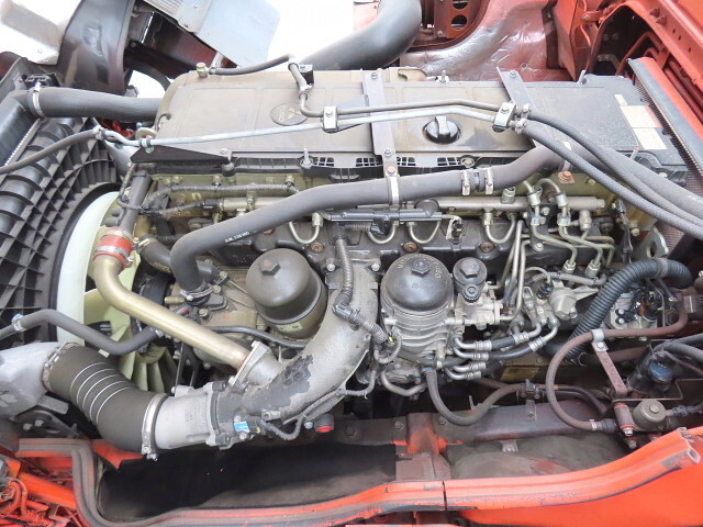 三菱ふそうスーパーグレートアルミウイング大型（10t）[写真17]