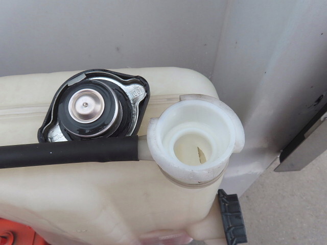 三菱ふそうスーパーグレートアルミウイング大型（10t）[写真18]