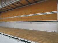 三菱ふそうスーパーグレートアルミウイング大型（10t）[写真30]