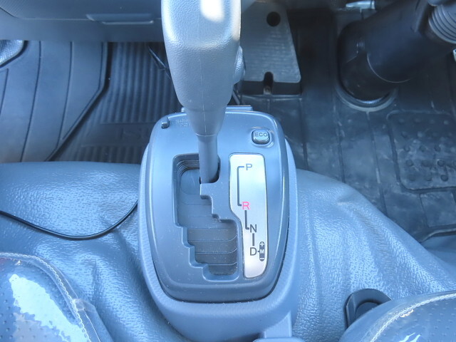 いすゞエルフダンプ小型（2t・3t）[写真24]