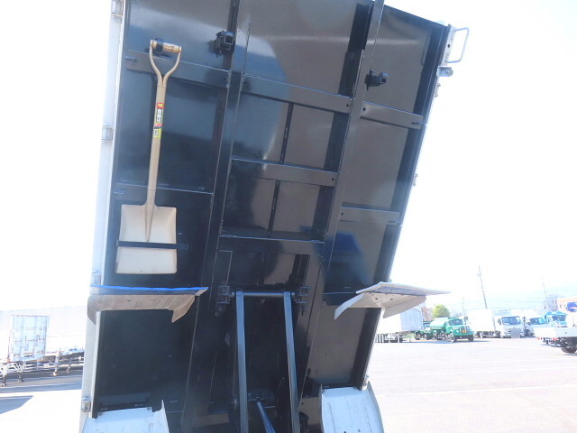 いすゞエルフダンプ小型（2t・3t）[写真29]