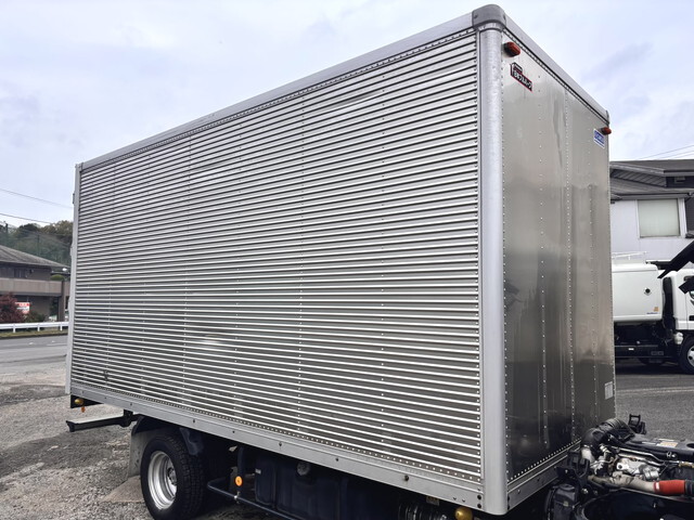 いすゞエルフアルミバン小型（2t・3t）[写真30]