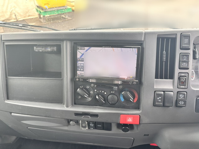 いすゞエルフアルミバン小型（2t・3t）[写真37]