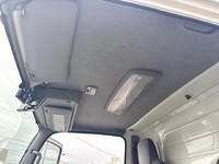 いすゞエルフアルミバン小型（2t・3t）[写真40]