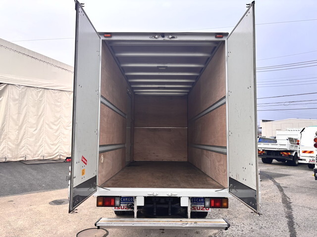 いすゞエルフアルミバン小型（2t・3t）[写真07]