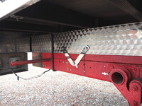 三菱ふそうキャンターアルミブロック小型（2t・3t）[写真15]