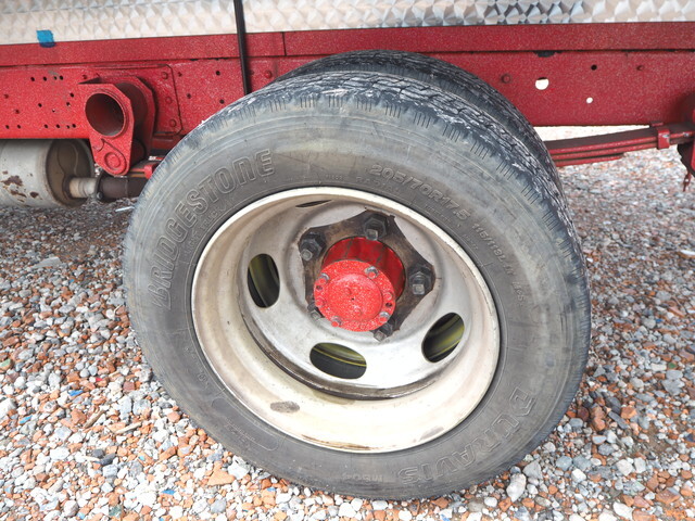 三菱ふそうキャンターアルミブロック小型（2t・3t）[写真17]