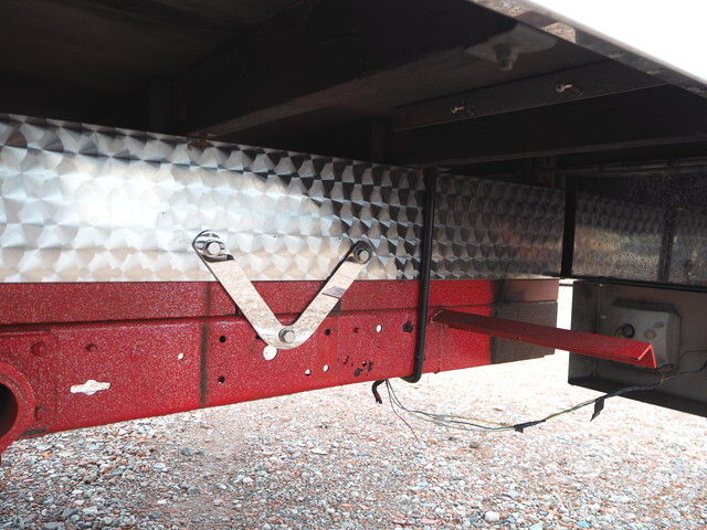 三菱ふそうキャンターアルミブロック小型（2t・3t）[写真19]