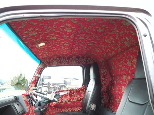 三菱ふそうキャンターアルミブロック小型（2t・3t）[写真31]