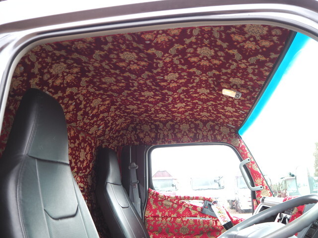 三菱ふそうキャンターアルミブロック小型（2t・3t）[写真35]